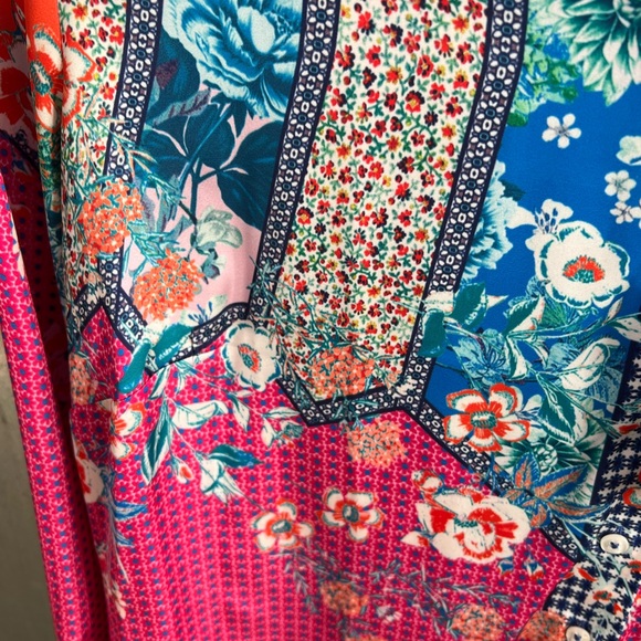 Hawkes & Curtis Paisley Pattern Fitted Satin Blouse - Picture 5 of 7